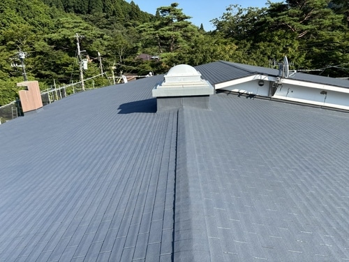 板橋区での屋根塗装時のbeforeとafter　250108